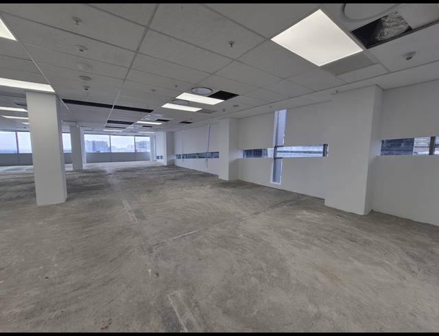 799M² OFFICE TO LET IN SANDTON CENTRAL